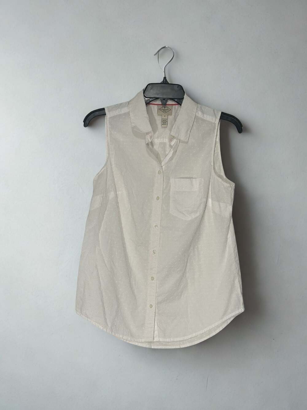 St. John's Bay Women's Sleeveless White  Button-Down Shirt